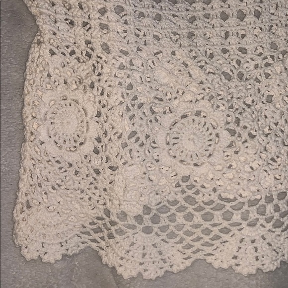 H&M DIVIDEND XS KNITTED CROCHET LONGSLEEVE SHIRT - Picture 3 of 6